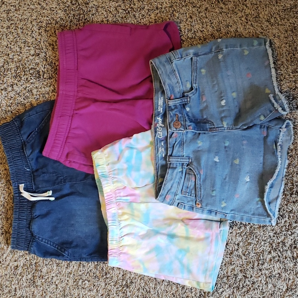 Girls size 7/8 shorts